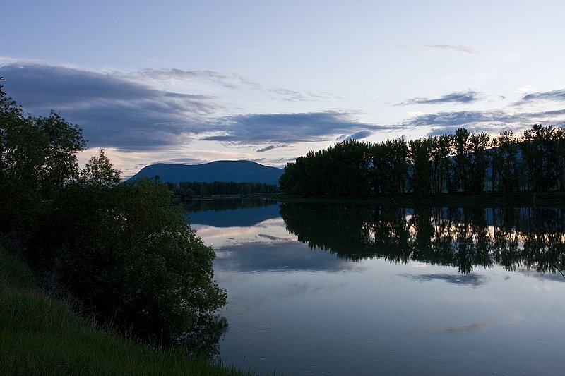 TC-Idaho Scenic-D50010-00174.jpg :: Kootenai River in North Idaho bordering The Nature Conservancy Ball Creek Ranch Preserve