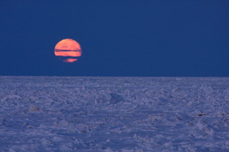 Arctic Ocean Blue Moon - 31 Dec 09-w(1).jpg