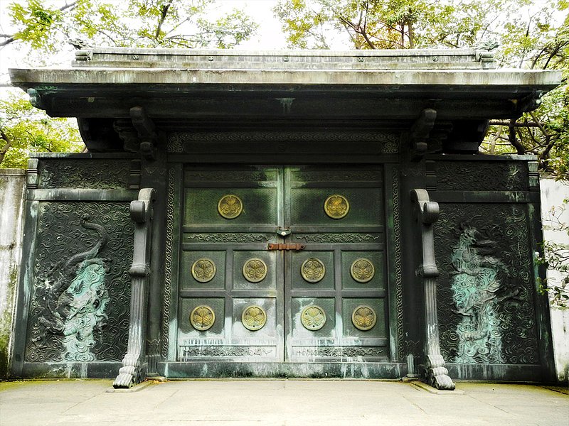 0457-temple-entrance1.jpg