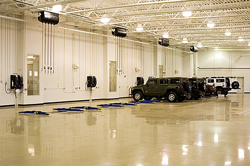 Hummer Dealership.jpg