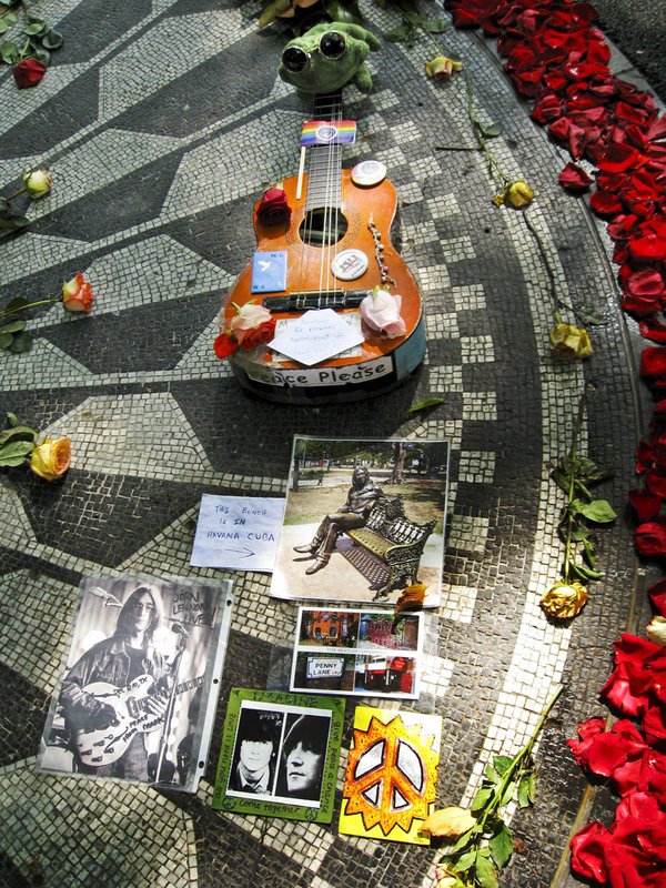 John Lennon Memorial 2.jpg