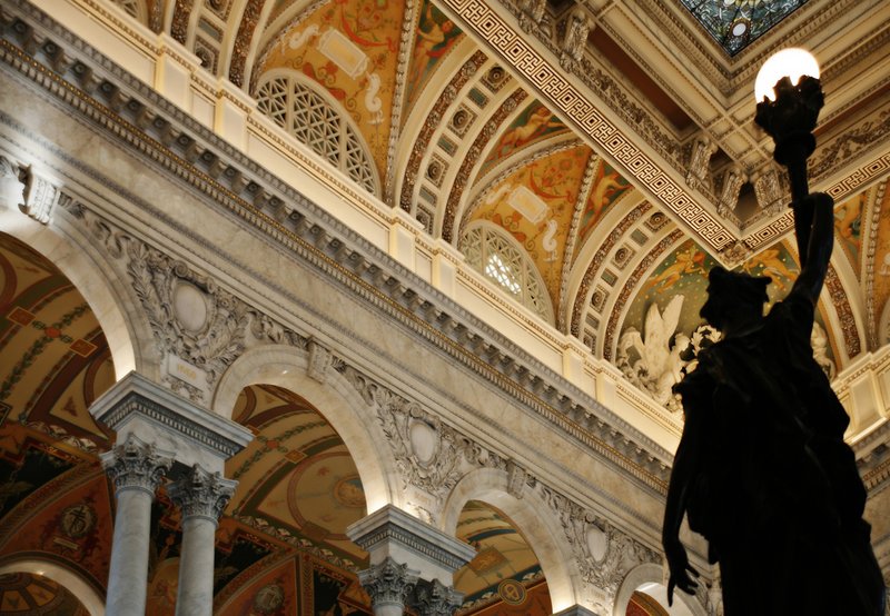 LoC main hall cropped.jpg