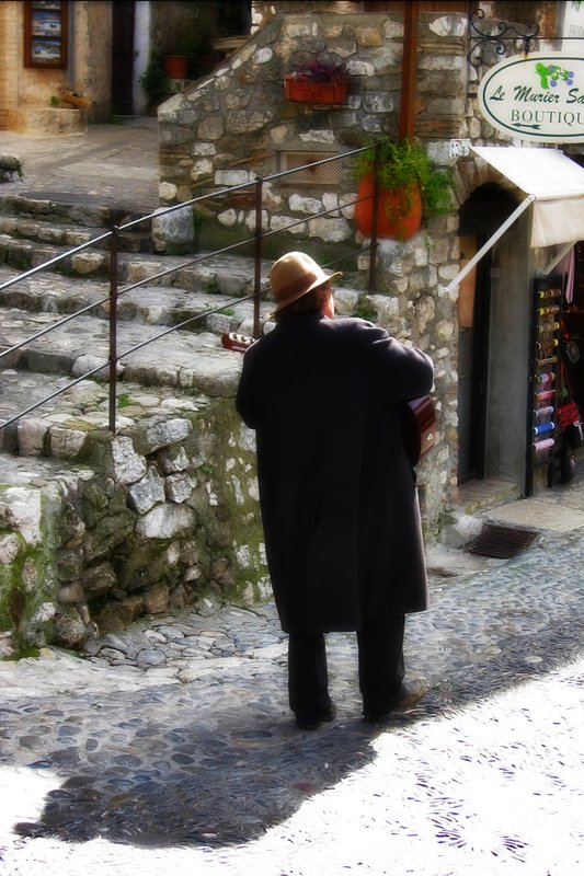 Minstrel Man St. Paul Du Vance France.jpg