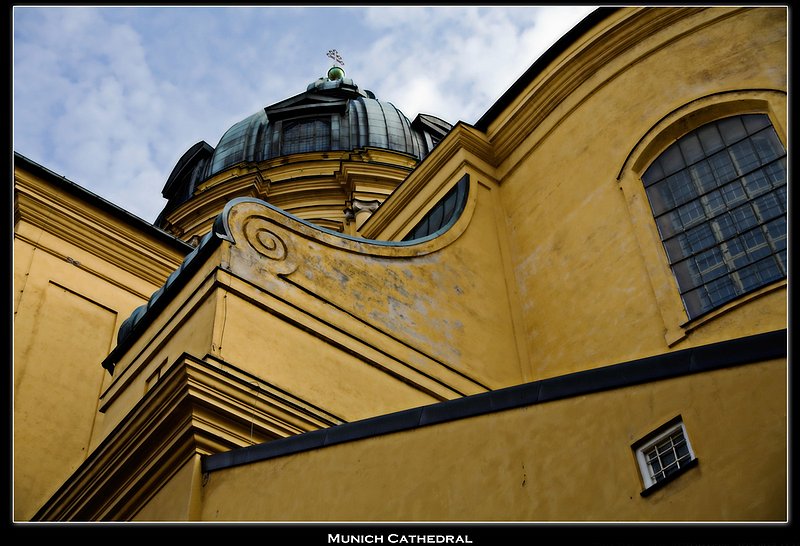Munich Cathedral.jpg