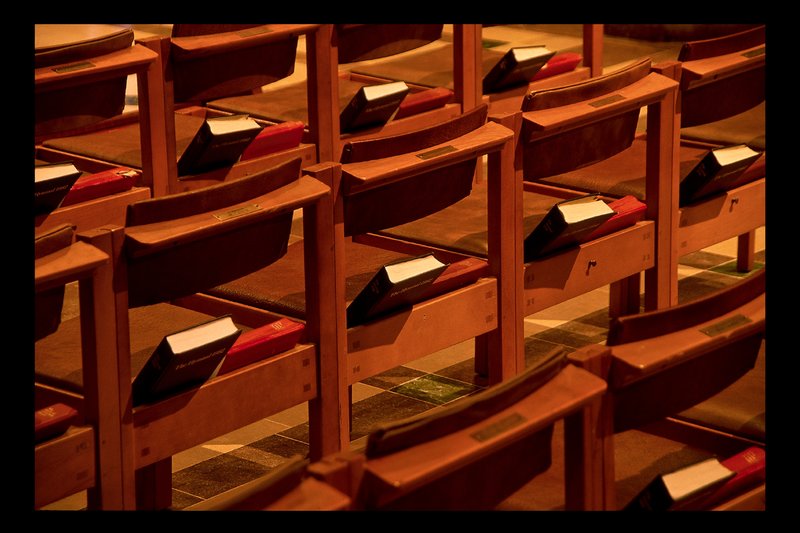 Nathional Cathedral Pews.jpg