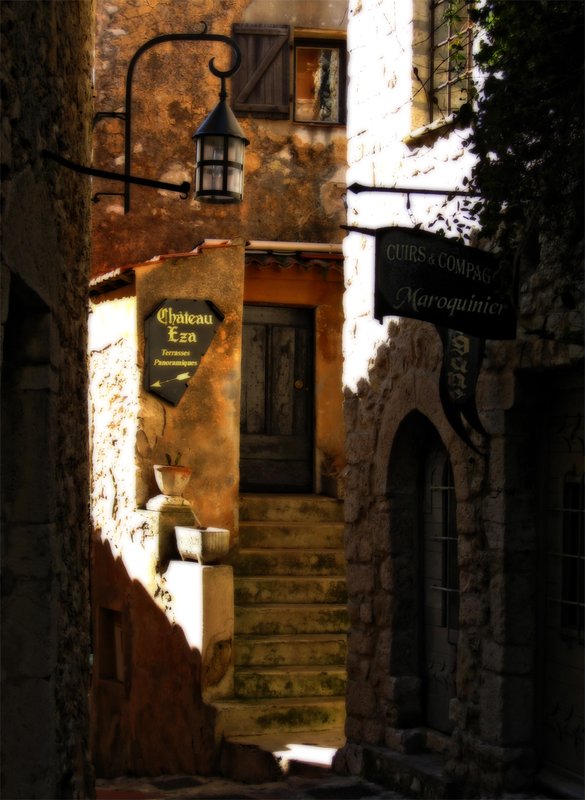 Passage thru Eze France.jpg