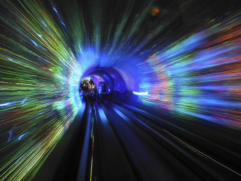 Shanghai Bund Sightseeing tunnel 1.jpg