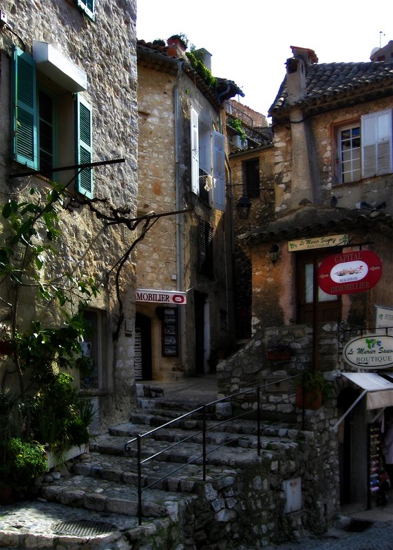 St. Paul Du Vance France steps.jpg