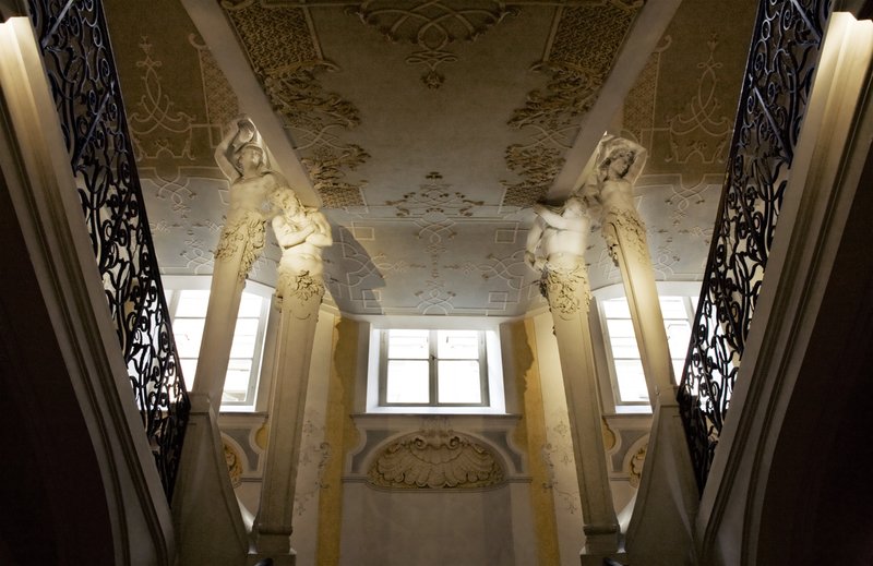 column statues in Munich.jpg