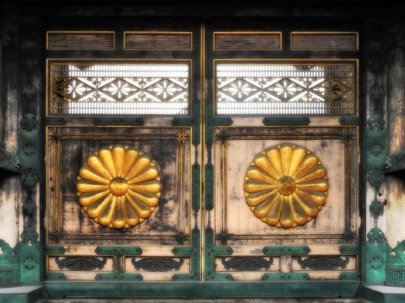 temple doors in Gion.jpg :: Japan 2011