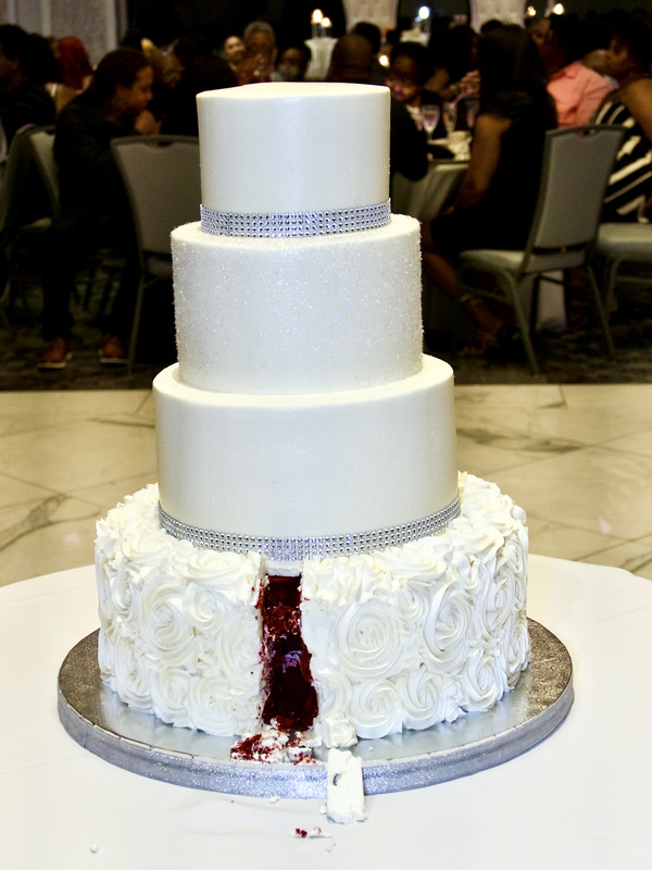 105-Cake L1250997.jpg