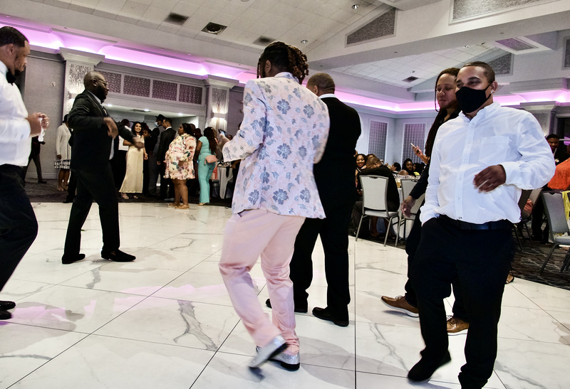 18-Garter Shot L1260194.jpg