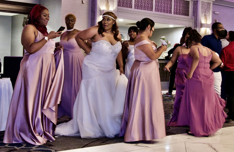 24-Garter Shot L1260200.jpg