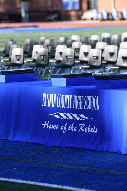 FCGrad250001.jpg