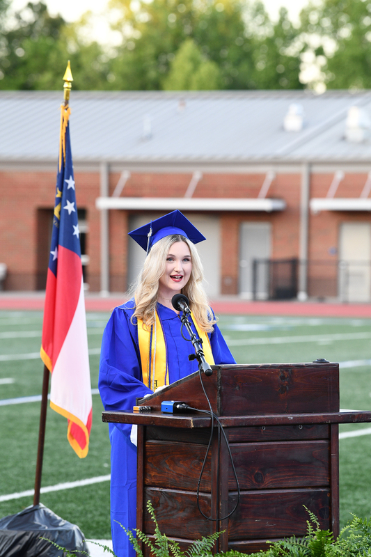FCGrad250021.jpg