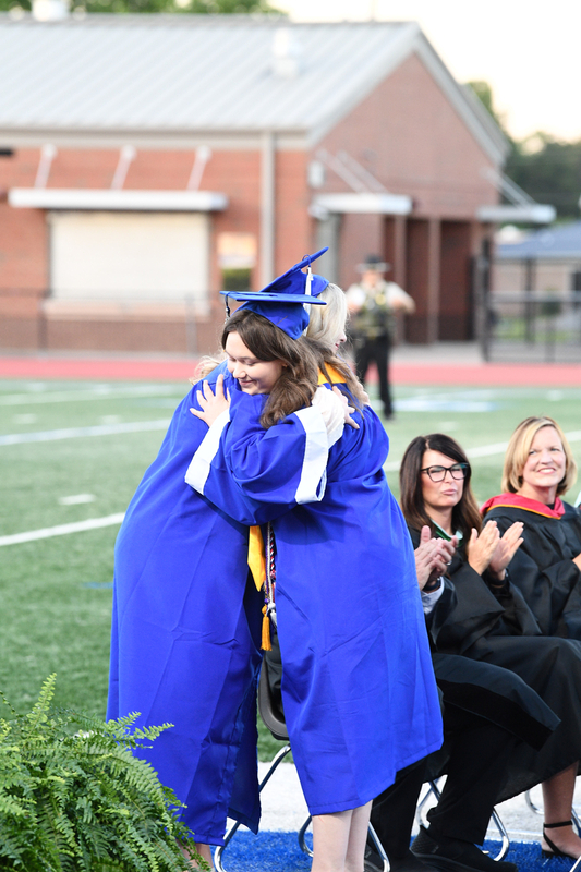 FCGrad250024.jpg