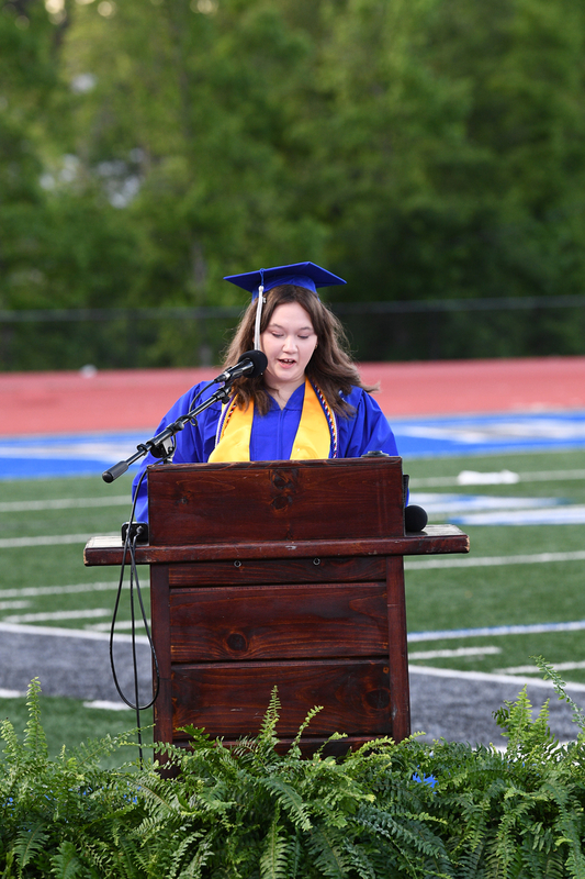 FCGrad250025.jpg