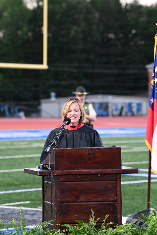 FCGrad250030.jpg