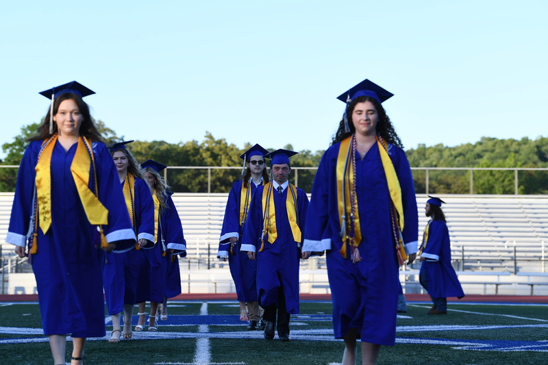 FCGrad250036.jpg