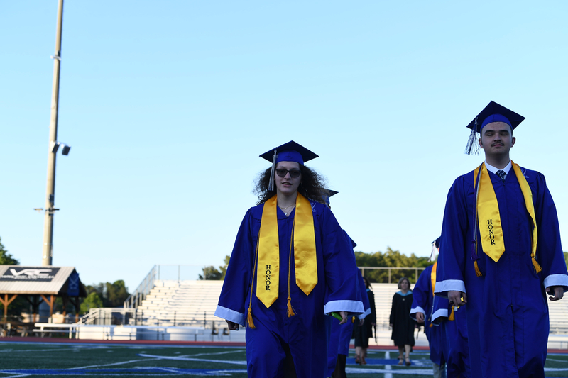 FCGrad250055.jpg