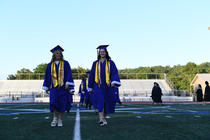 FCGrad250065.jpg