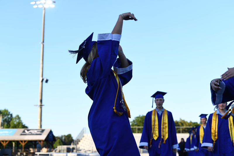 FCGrad250066.jpg