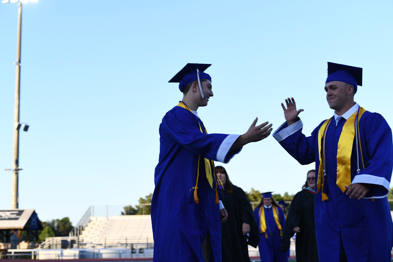 FCGrad250078.jpg