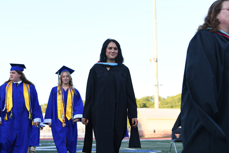 FCGrad250084.jpg