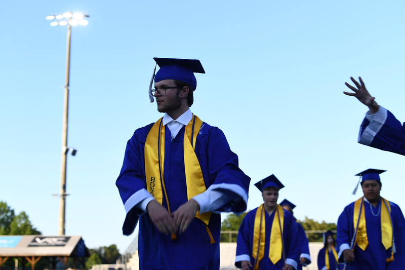 FCGrad250090.jpg