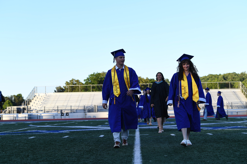 FCGrad250102.jpg