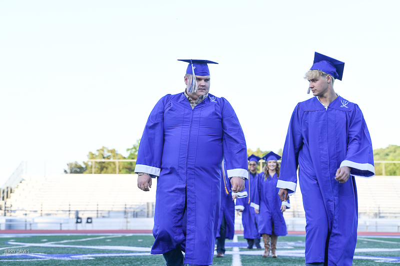 FCGrad250140.jpg