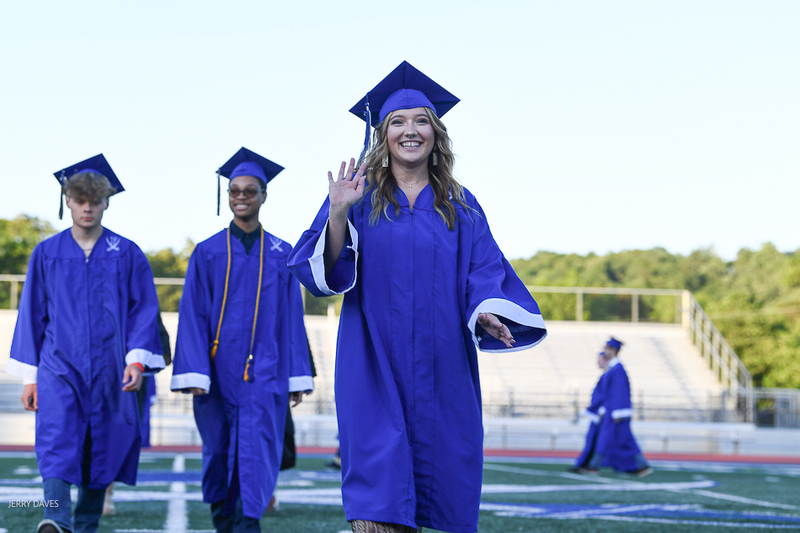 FCGrad250143.jpg