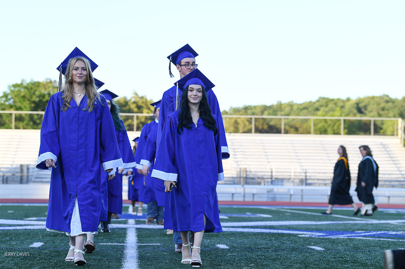 FCGrad250160.jpg