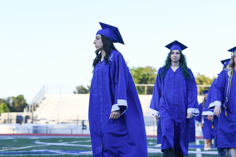 FCGrad250162.jpg