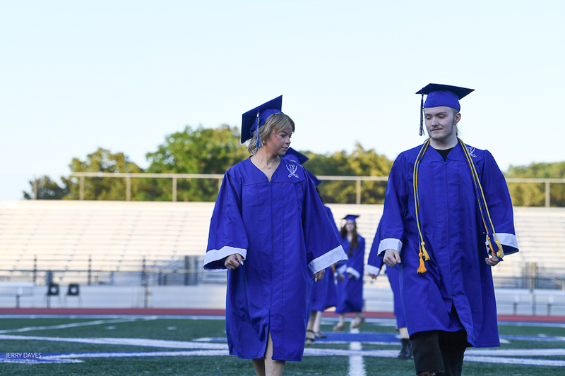 FCGrad250174.jpg