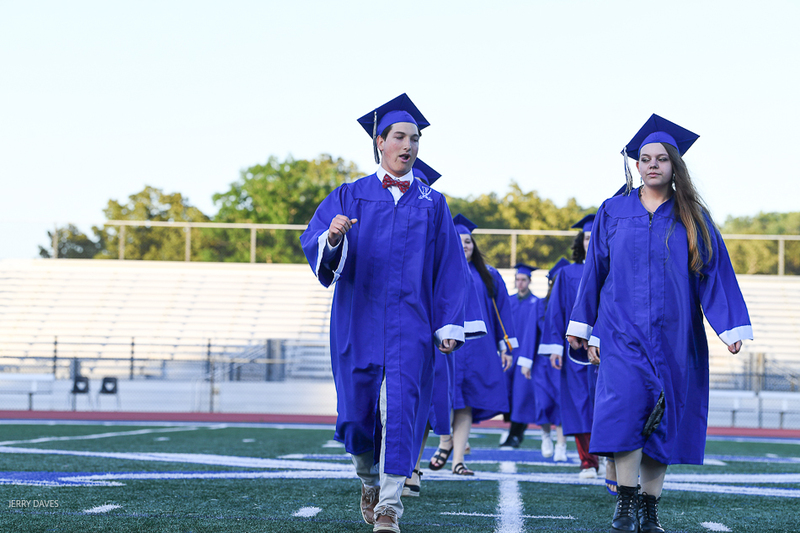 FCGrad250177.jpg