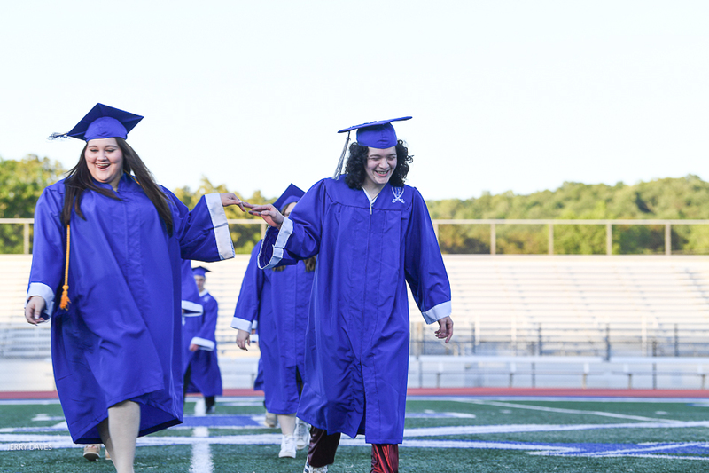 FCGrad250183.jpg