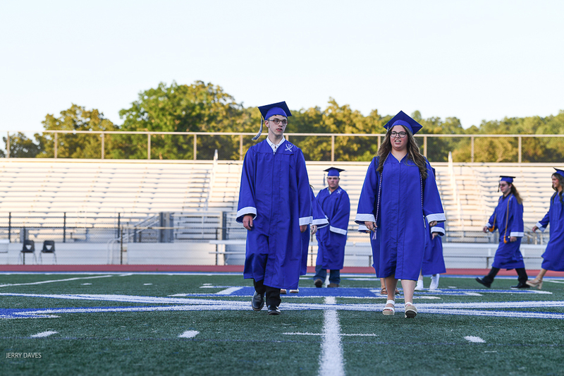 FCGrad250188.jpg