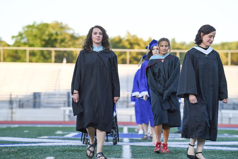 FCGrad250234.jpg