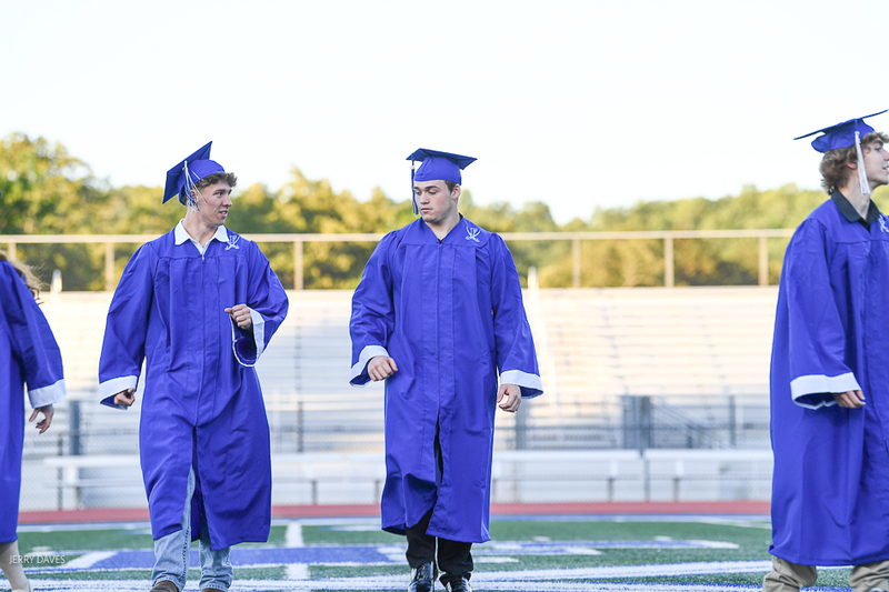 FCGrad250259.jpg