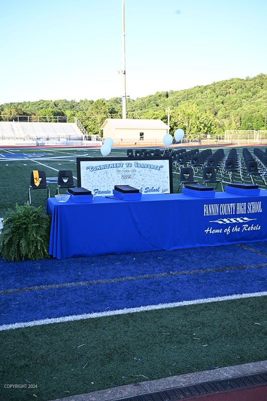 FCGrad250263.jpg