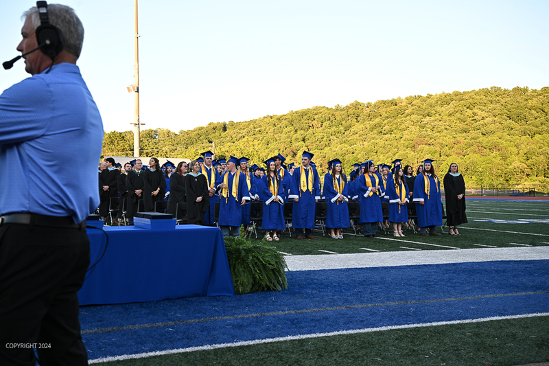 FCGrad250266.jpg