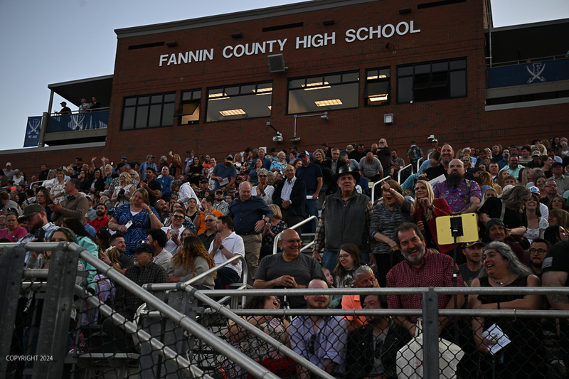 FCGrad250271.jpg