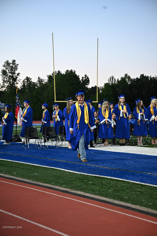 FCGrad250277.jpg