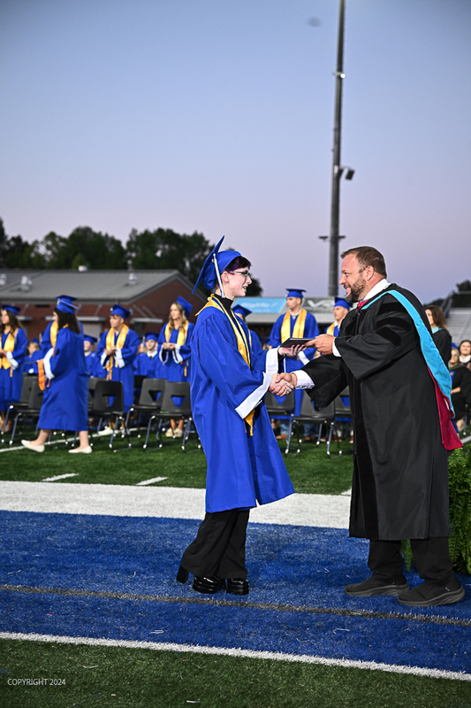 FCGrad250292.jpg