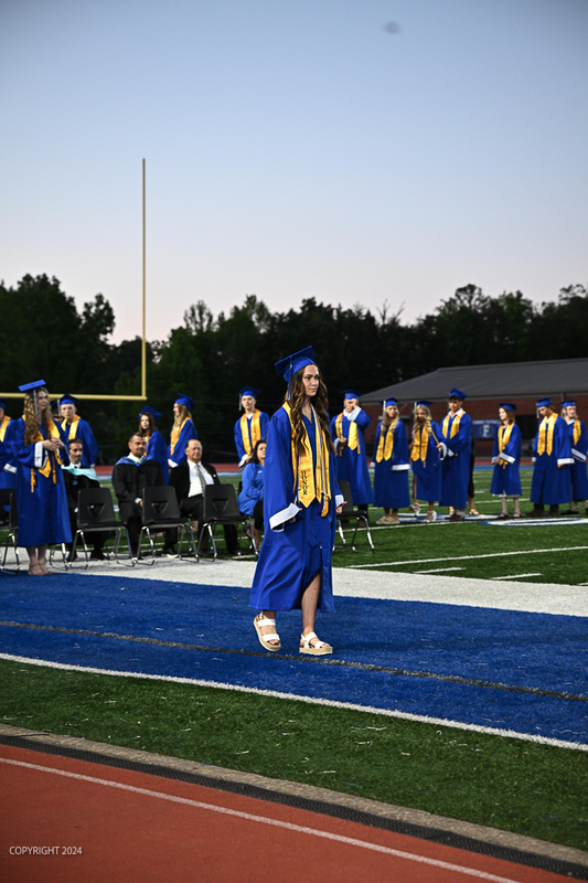 FCGrad250295.jpg