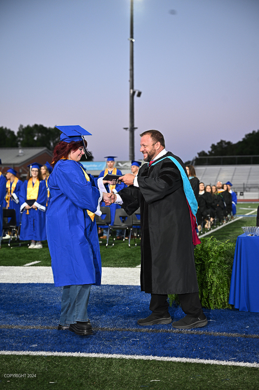 FCGrad250302.jpg