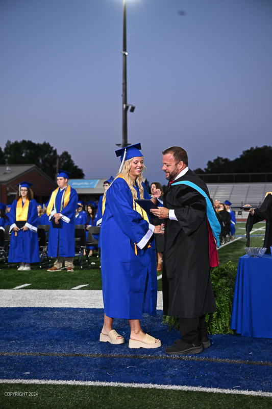FCGrad250328.jpg