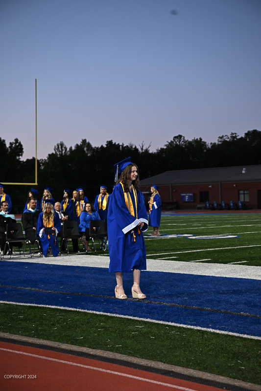 FCGrad250347.jpg