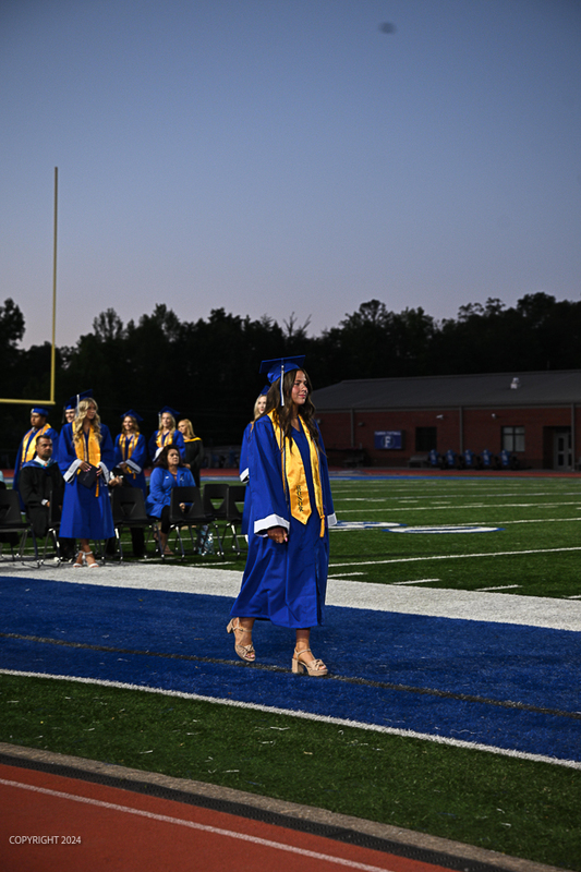 FCGrad250354.jpg